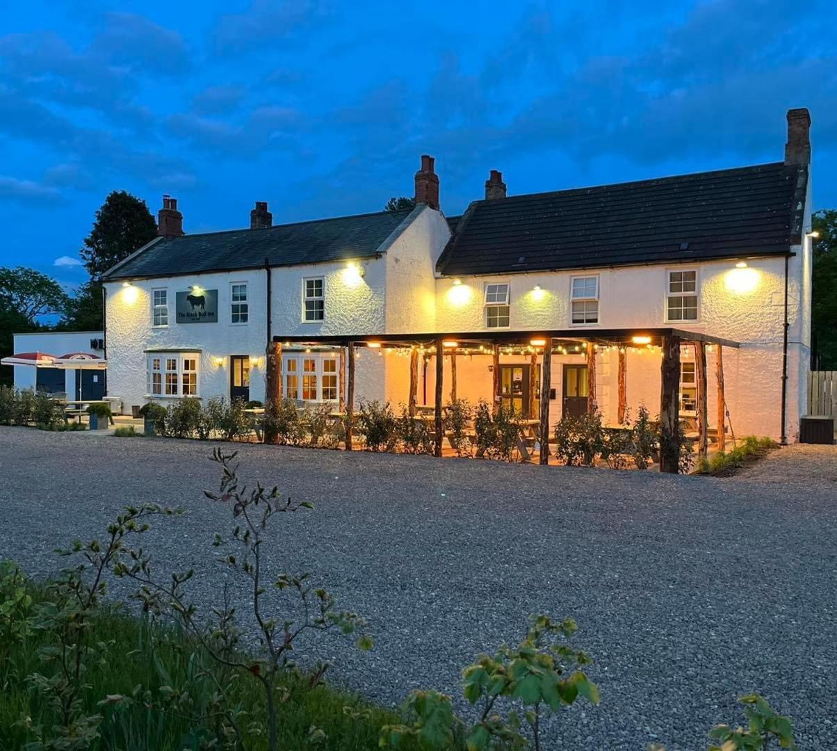 The Black Bull Inn 로윅 외부 사진